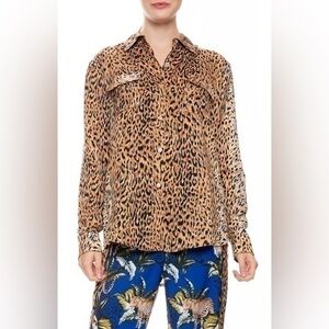Le Superbe Walking Safari Cheetah Print Button Down Long Sleeve Blouse Top 6